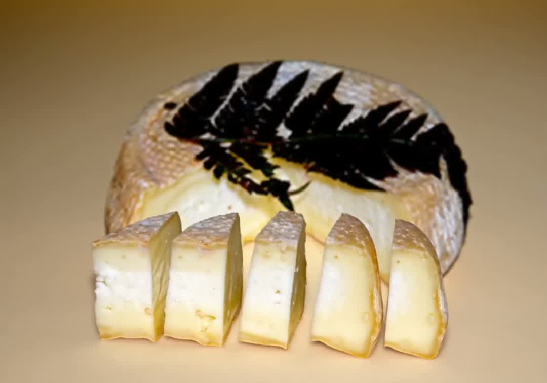 Tranches de tomme de brebis